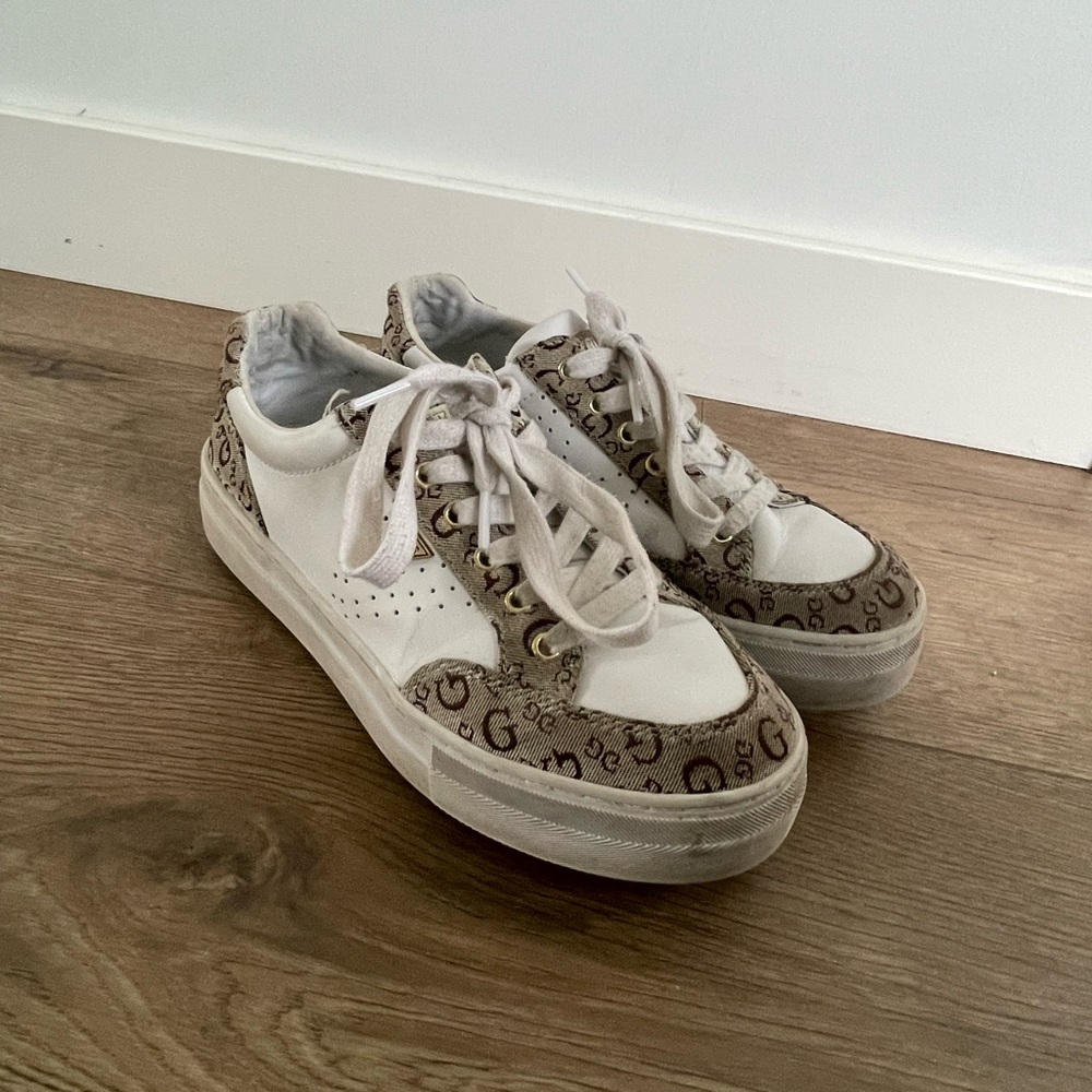 Guess White and Brown Women's Sneakers